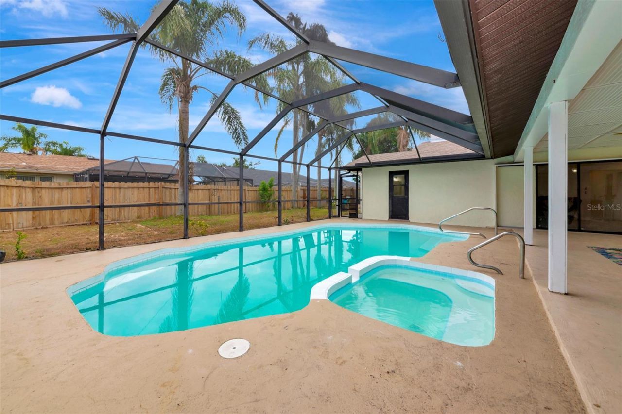 4656 Alexander Pope Lane, Sarasota, FL 34241 Photo