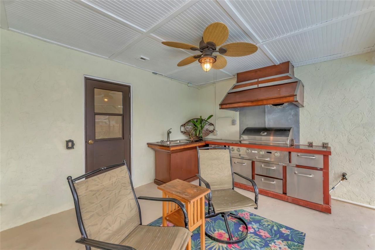 4656 Alexander Pope Lane, Sarasota, FL 34241 Photo