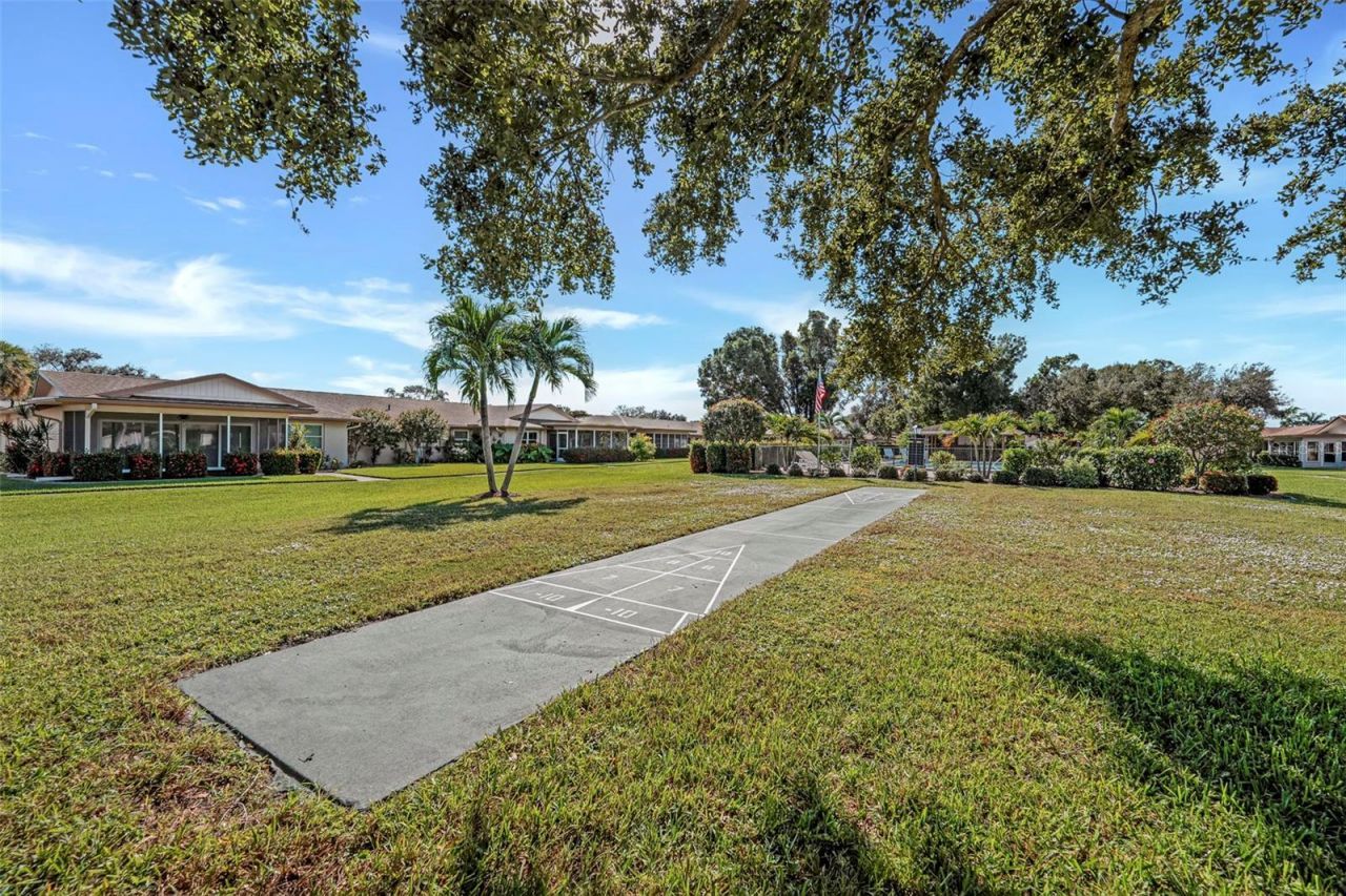5584 Buring Court, Fort Myers, FL 33919 Photo