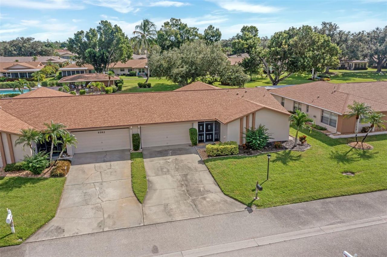 5584 Buring Court, Fort Myers, FL 33919 Photo