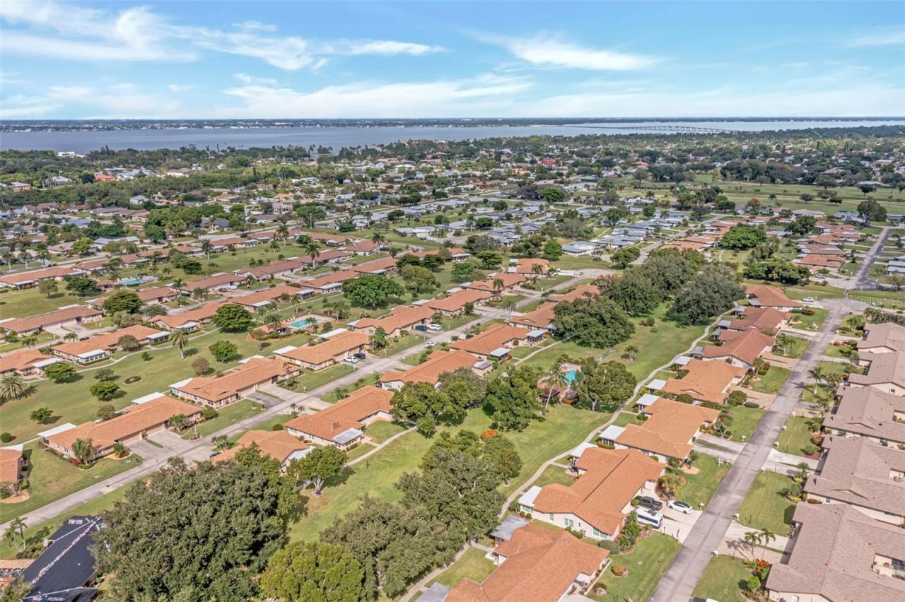 5584 Buring Court, Fort Myers, FL 33919 Photo