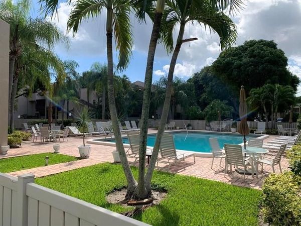 159 NW 70th St, Unit 517, Boca Raton, FL 33487