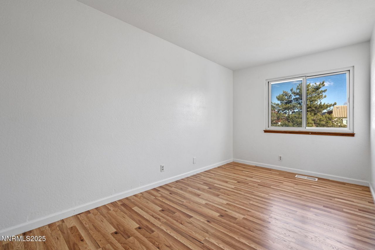 1889 Merchant Street, Sparks, NV 89431 Photo