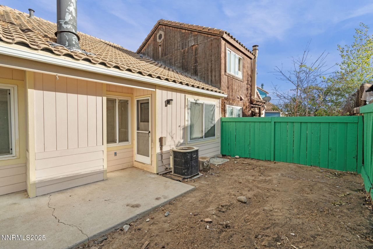 1889 Merchant Street, Sparks, NV 89431 Photo