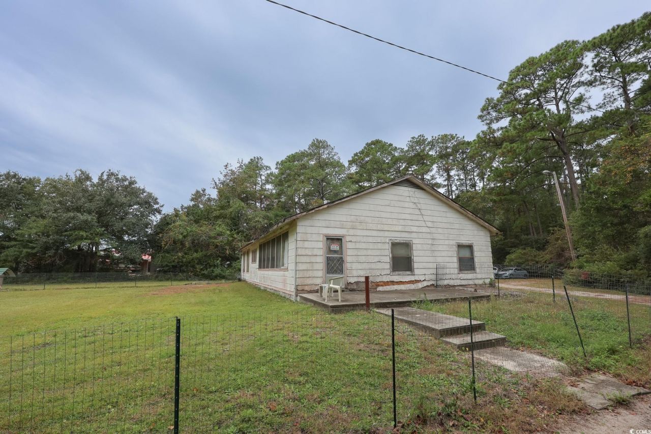 2011 Highway 17 South Photo 23