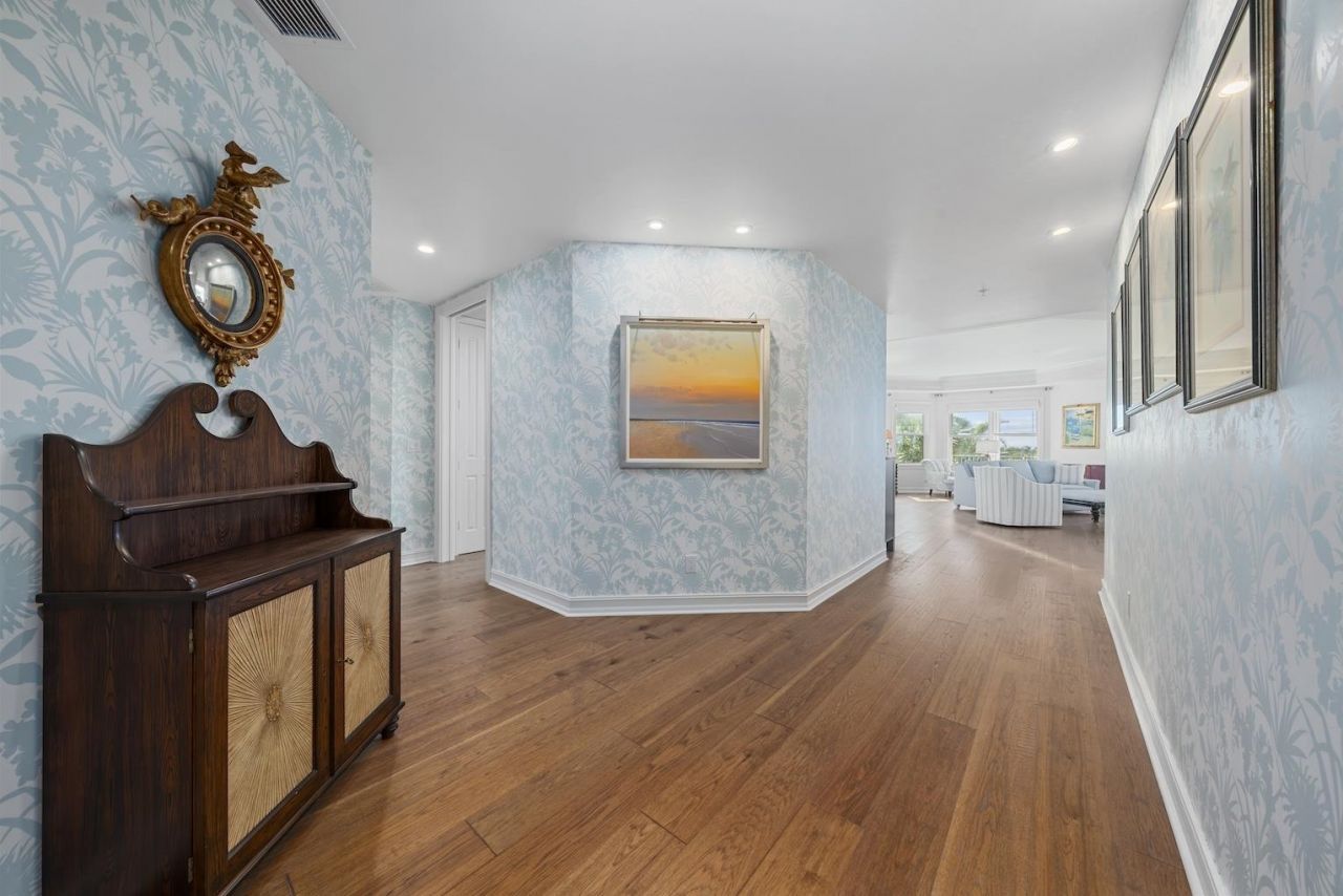 5681 Baltusrol Court, Unit 3A, Sanibel, FL 33957 Photo