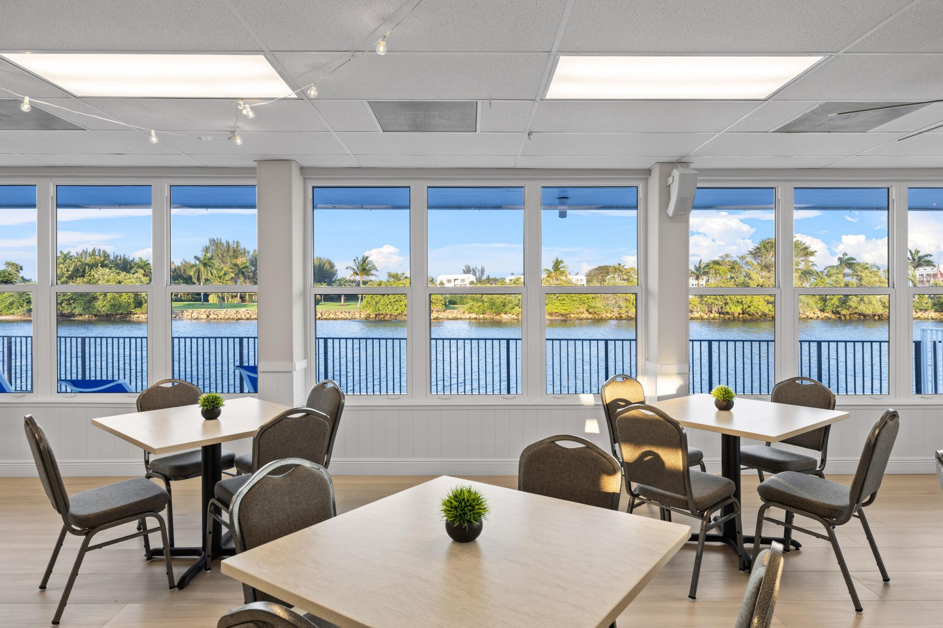 2560 S Federal Highway, Unit 19, Boynton Beach, FL 33435 Photo