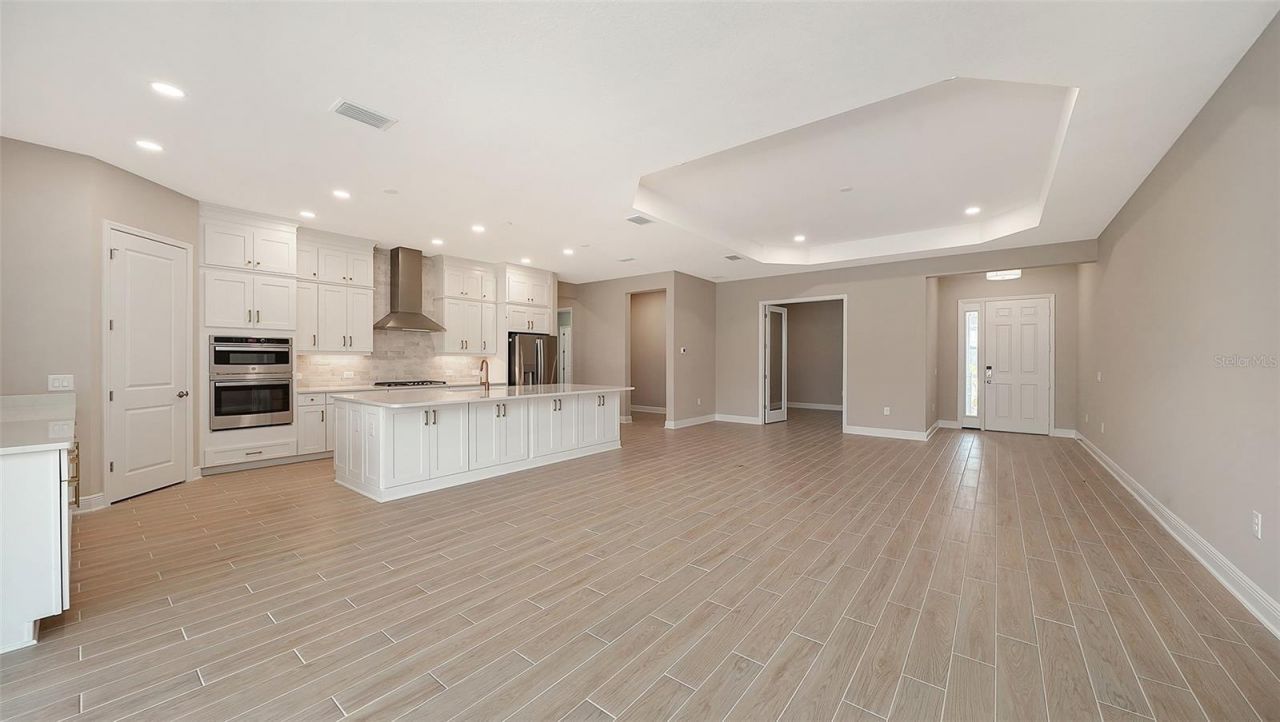6336 Lake Woodruff Court, Sarasota, FL 34241 Photo