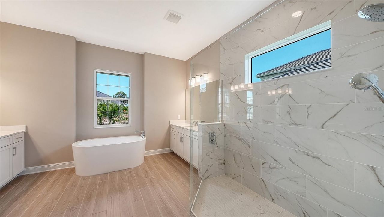 6336 Lake Woodruff Court, Sarasota, FL 34241 Photo