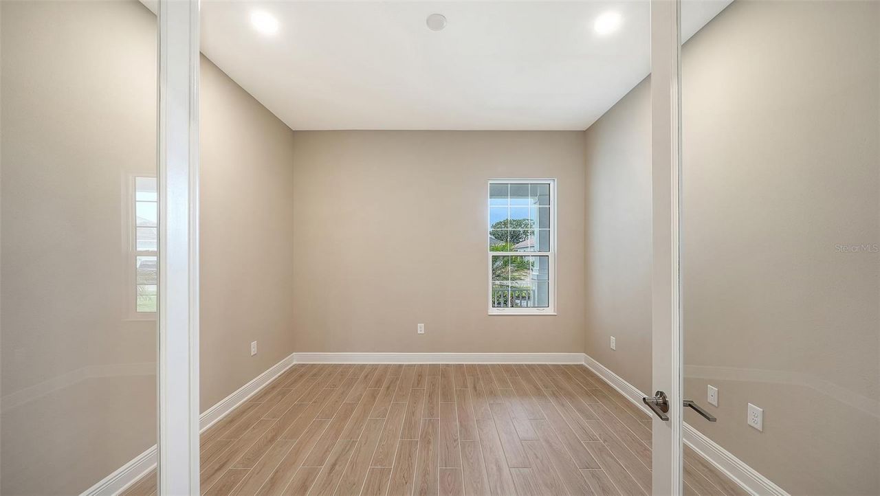 6336 Lake Woodruff Court, Sarasota, FL 34241 Photo
