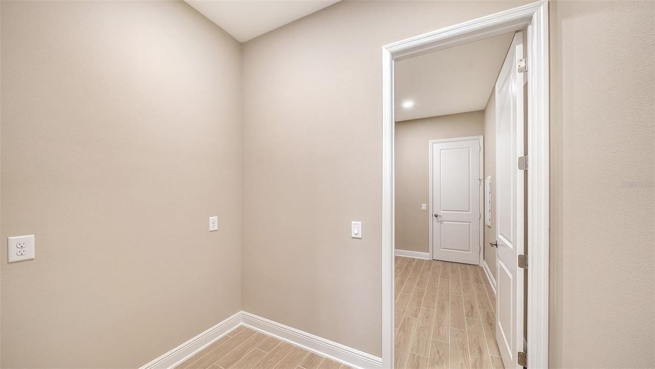 6336 Lake Woodruff Court, Sarasota, FL 34241 Photo