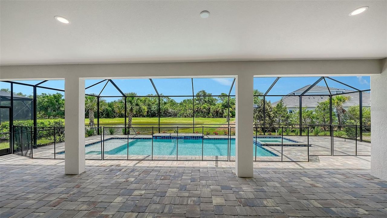 6336 Lake Woodruff Court, Sarasota, FL 34241 Photo