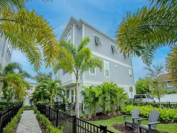 208 S TAMPANIA AVENUE, Unit 3, TAMPA, FL 33609