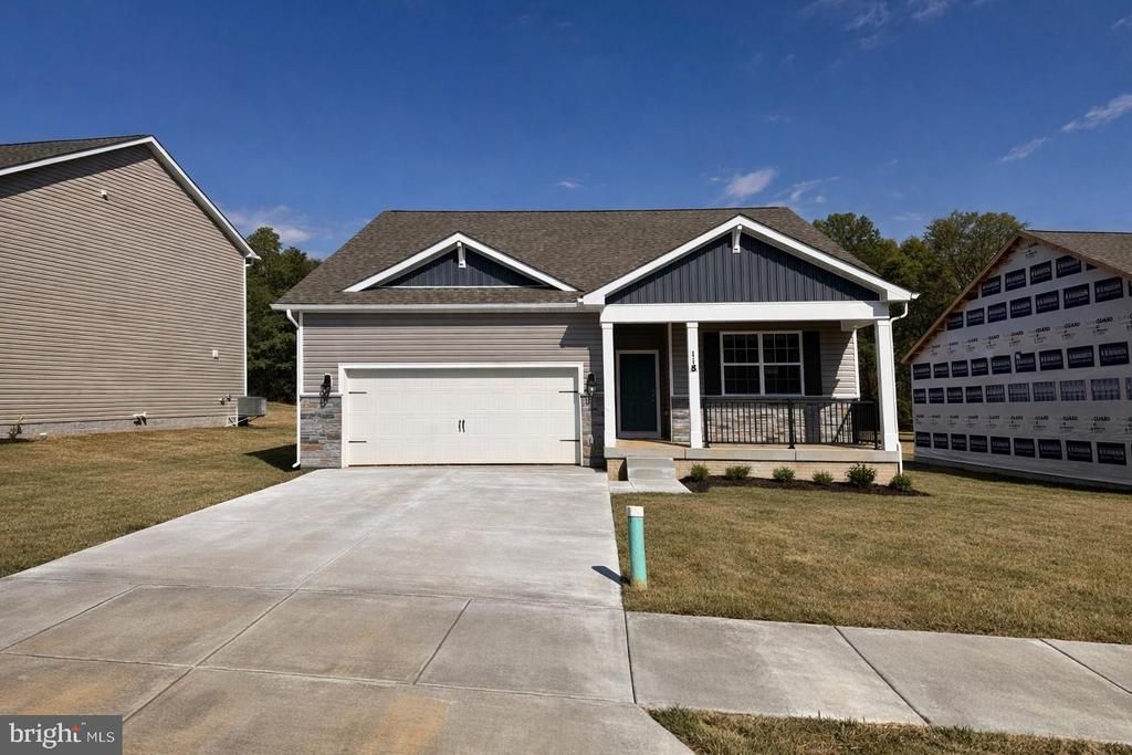 118 Erica Lane, Columbia, PA 17512 Main Photo