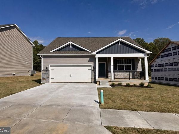 118 ERICA LANE, COLUMBIA, PA 17512