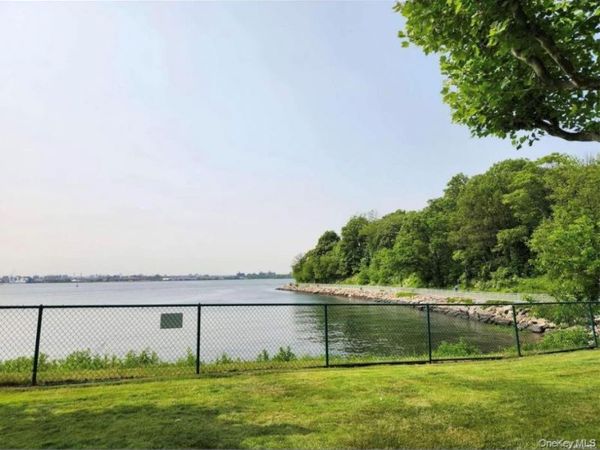 512 115th Street, Unit 512D, College Point, NY 11356