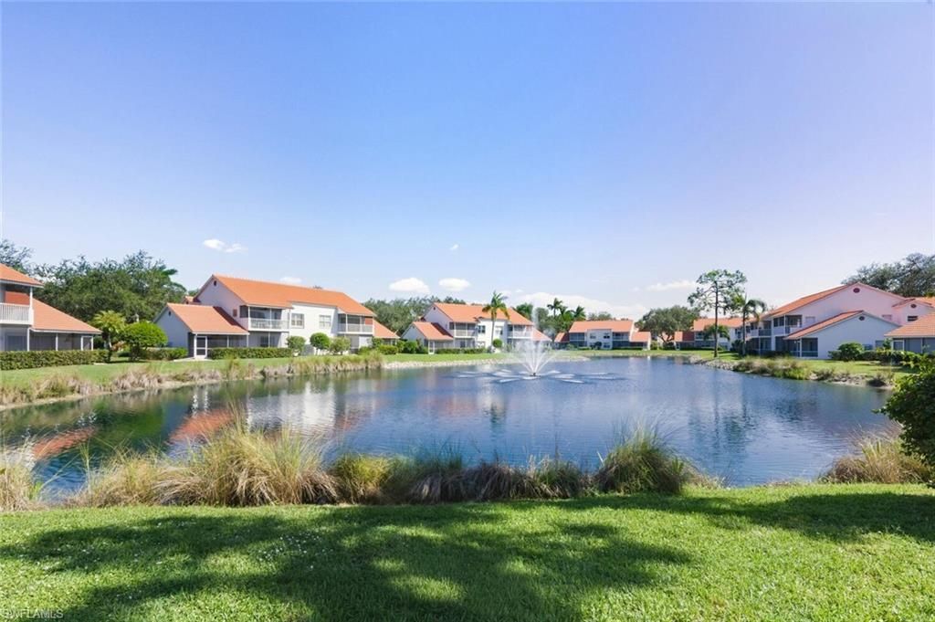 636 Windsor Sq, Unit 102, Naples, FL 34104 Photo