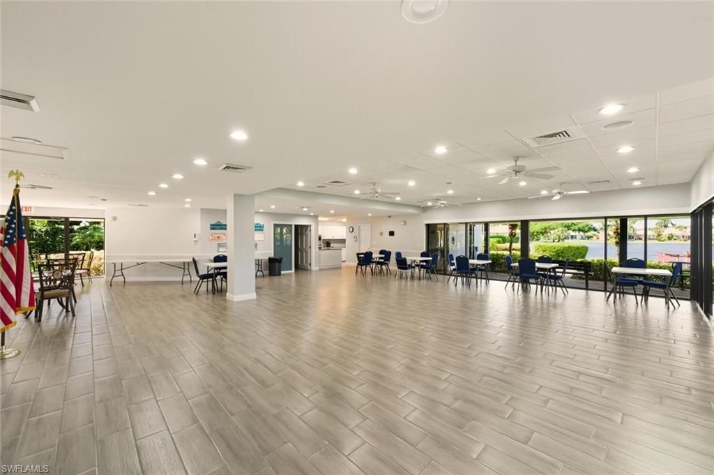 636 Windsor Sq, Unit 102, Naples, FL 34104 Photo