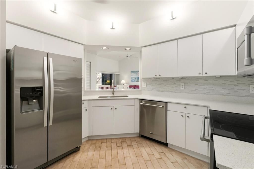 636 Windsor Sq, Unit 102, Naples, FL 34104 Photo