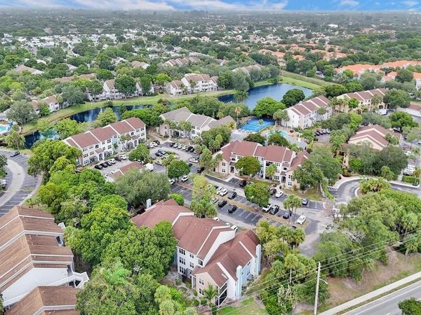 2311 N Congress Avenue, Unit 11, Boynton Beach, FL 33426