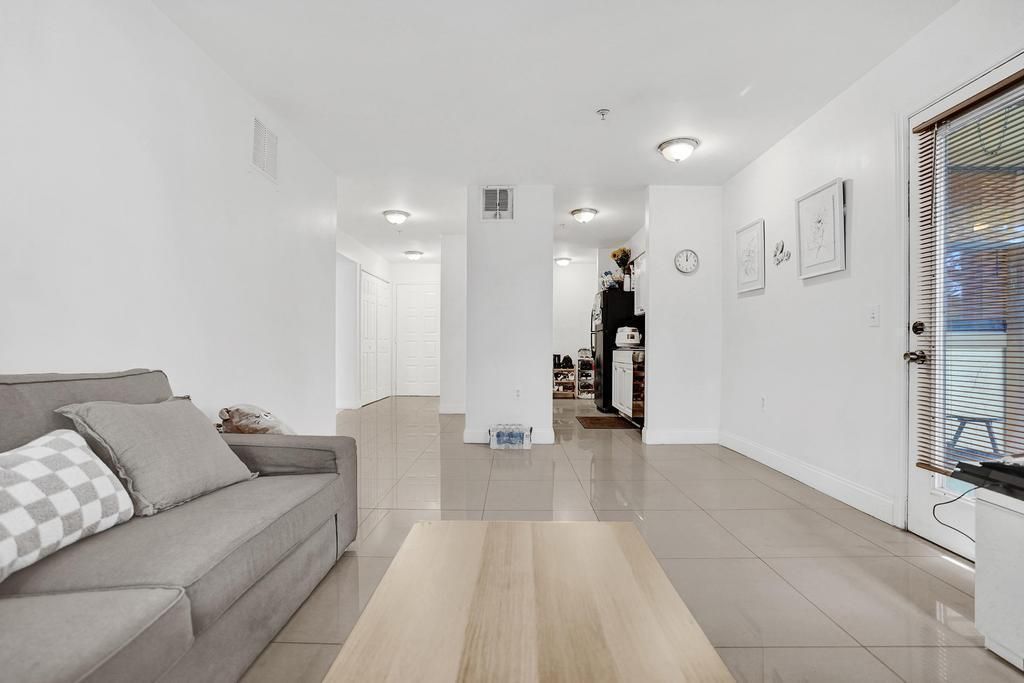 2311 N Congress Avenue, Unit 11, Boynton Beach, FL 33426 Photo