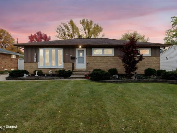 11183 Johnson Drive, Parma, OH 44130