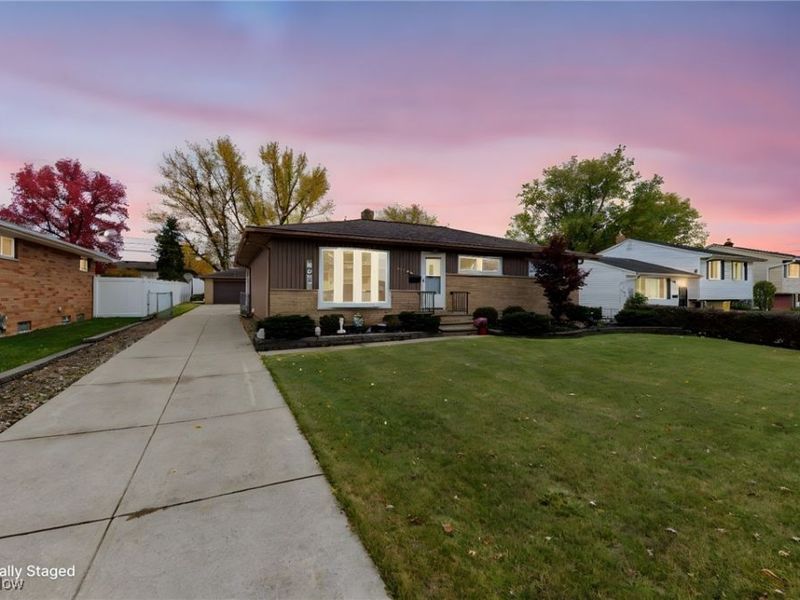 11183 Johnson Drive, Parma, OH 44130 Photo 20