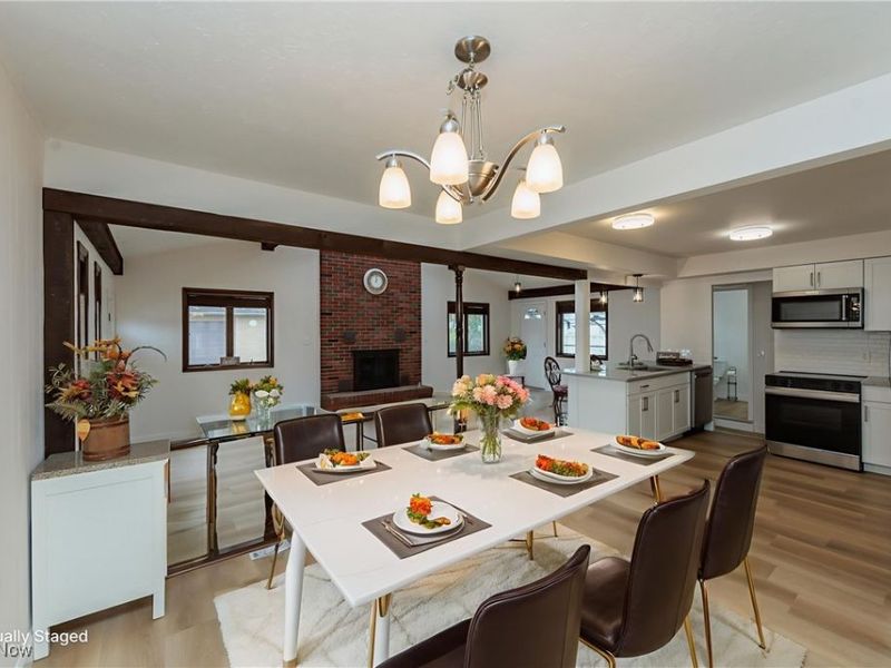 11183 Johnson Drive, Parma, OH 44130 Photo 3