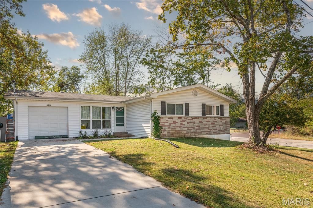 1018 Paula Drive, Arnold, MO 63010 Main Photo