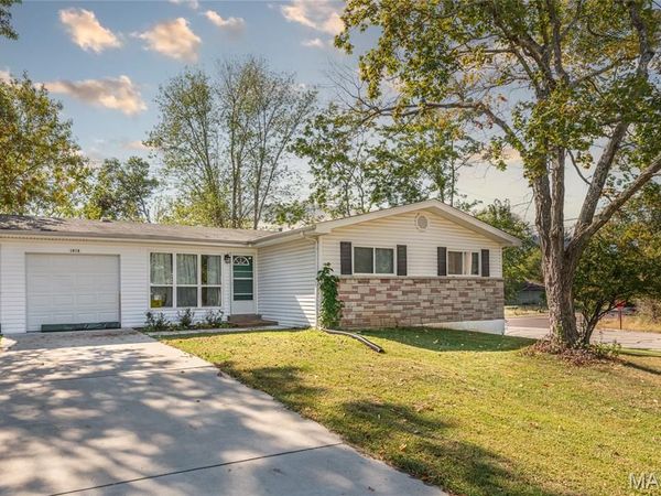 1018 Paula Drive, Arnold, MO 63010