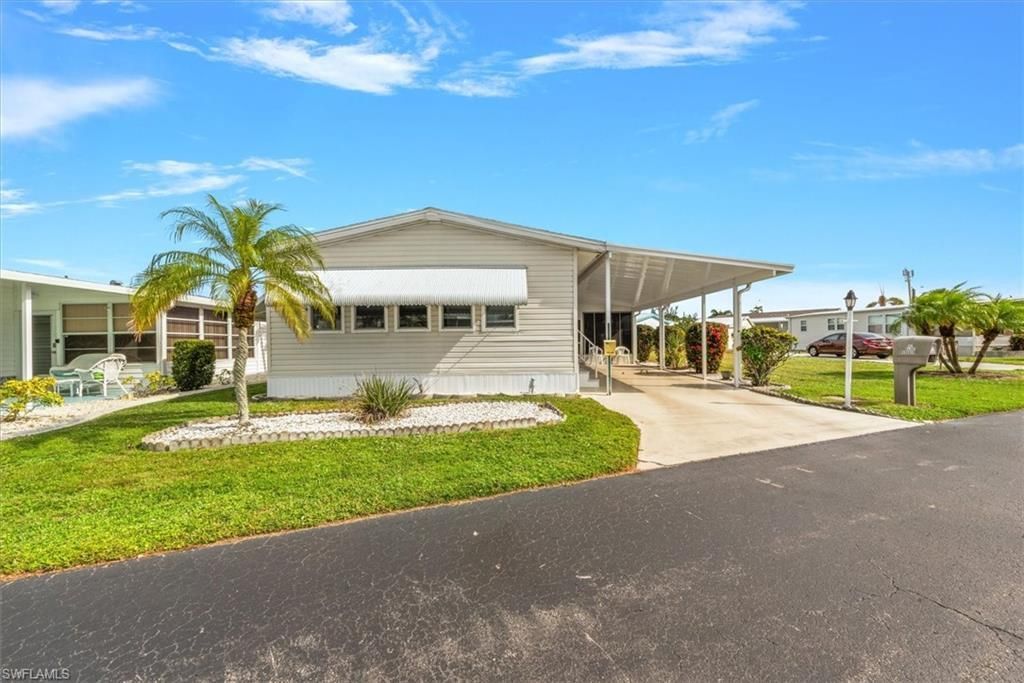 102 Elise Dr, Fort Myers, FL 33908 Photo