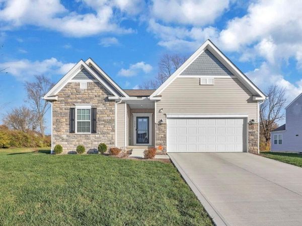 5634 Shagbark Place, Groveport, OH 43125