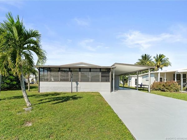 2733 SW Thunderbird Trail, Stuart, FL 34997