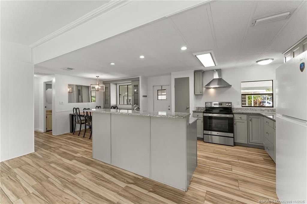 2733 SW Thunderbird Trail, Stuart, FL 34997 Photo