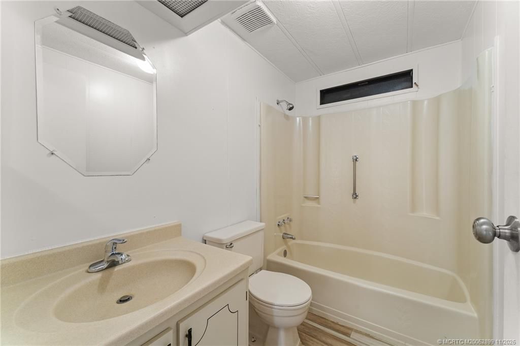 2733 SW Thunderbird Trail, Stuart, FL 34997 Photo