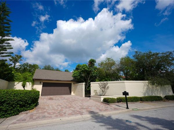 13572 AVISTA DRIVE, TAMPA, FL 33624