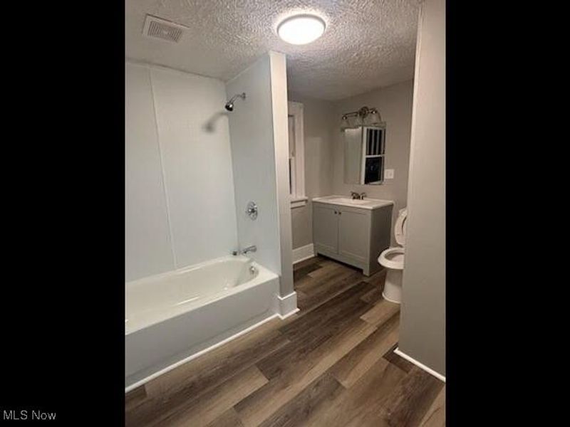 1438 Newton Street, Akron, OH 44305 Photo 8