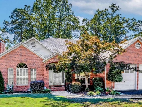 16 Masters Place Drive, Maumelle, AR 72113