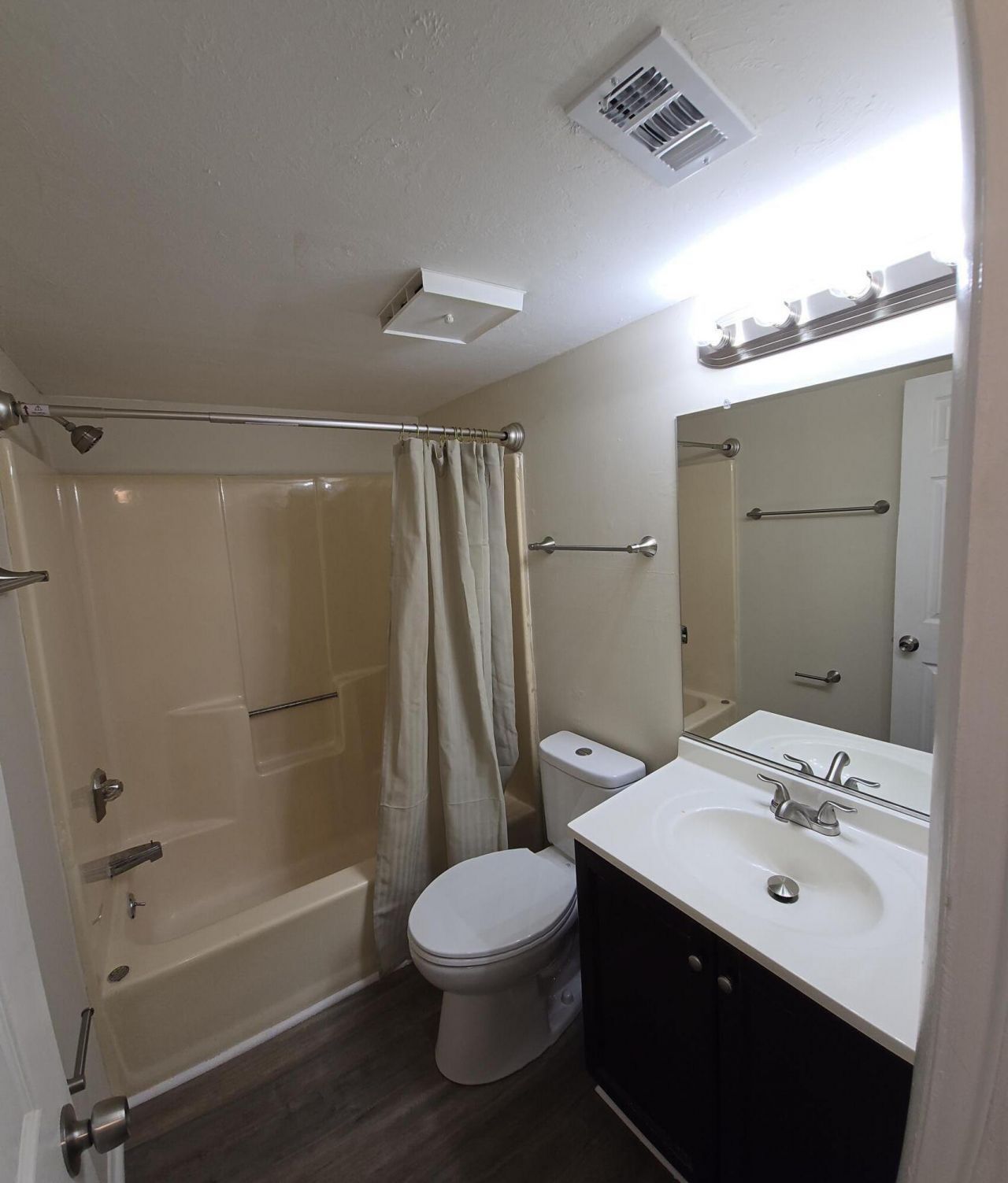 2945 Dove Haven Court Photo 17