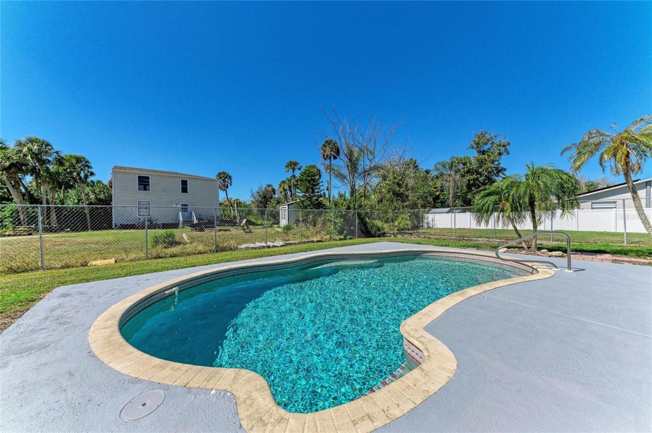 4233 5th Avenue W, Palmetto, FL 34221 Photo