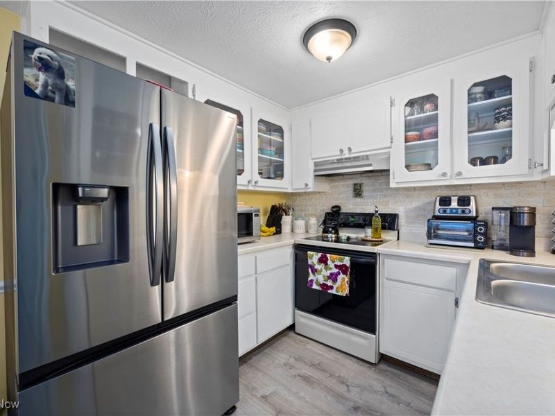 132 S Main Street, Unit B10, Munroe Falls, OH 44262 Photo 11