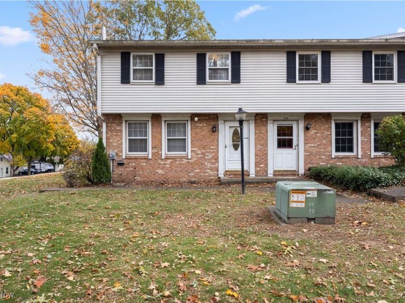 132 S Main Street, Unit B10, Munroe Falls, OH 44262 Photo 2