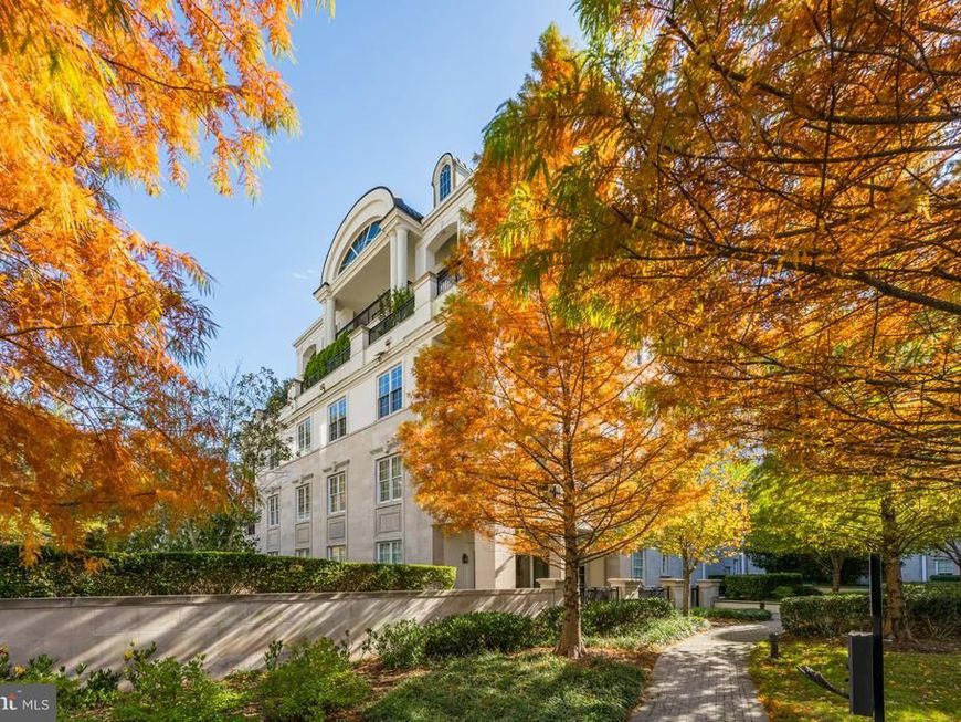 8111 River Road, Unit 116, Bethesda, MD 20817 Main Photo