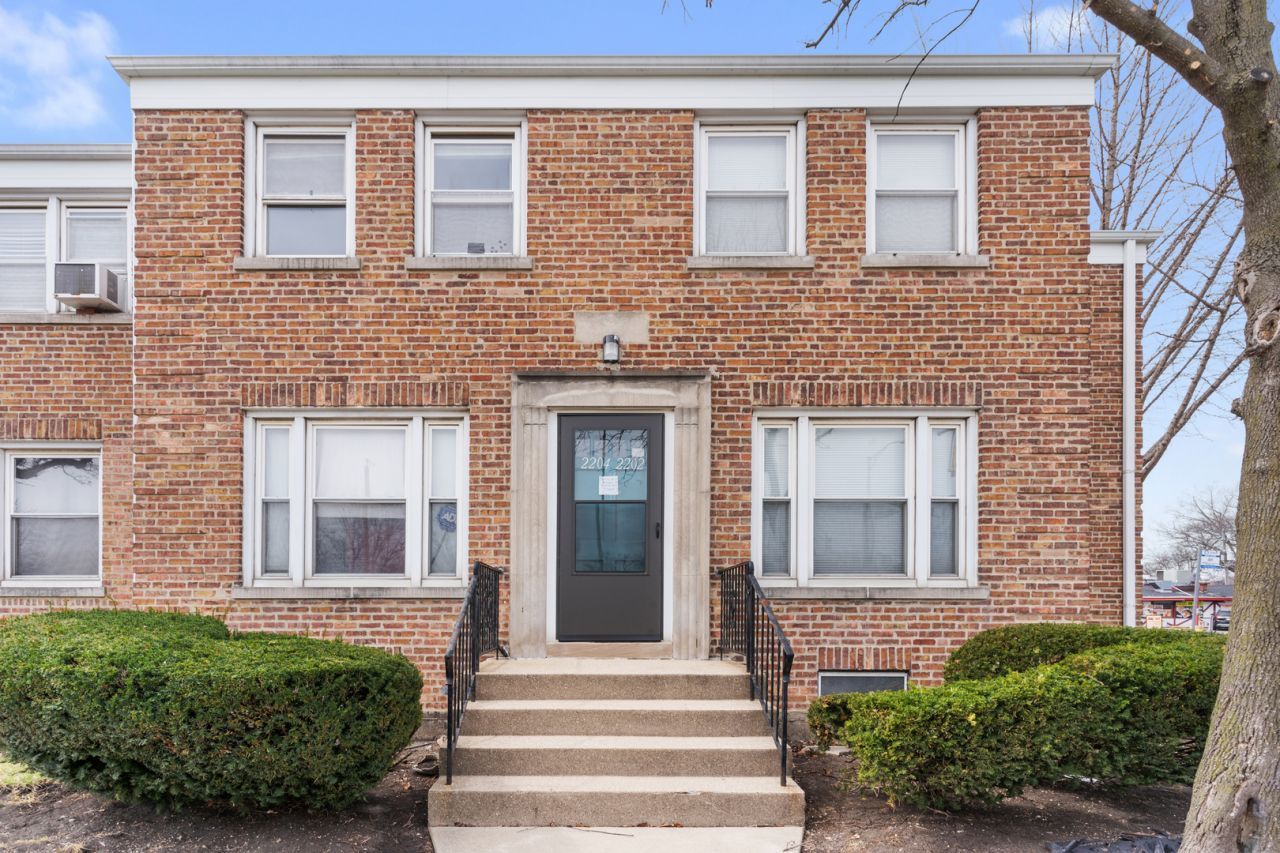 2204 S 9th Avenue, Unit 2, Broadview, IL 60155 Main Photo