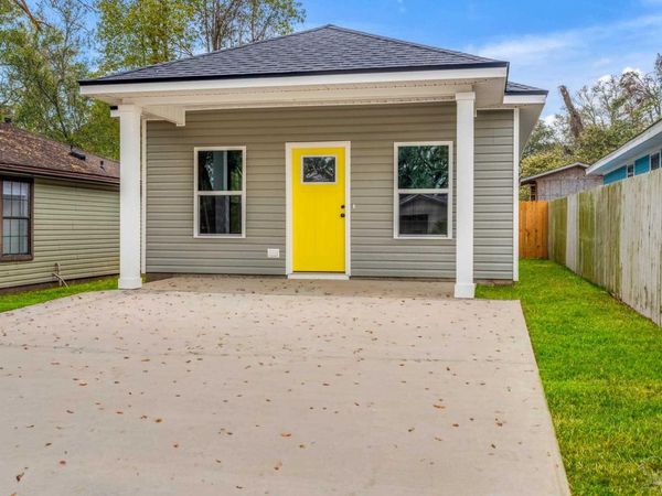 210 E Lakeview Ave, Pensacola, FL 32503