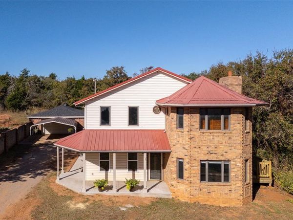 483 County Street 2753, Minco, OK 73059