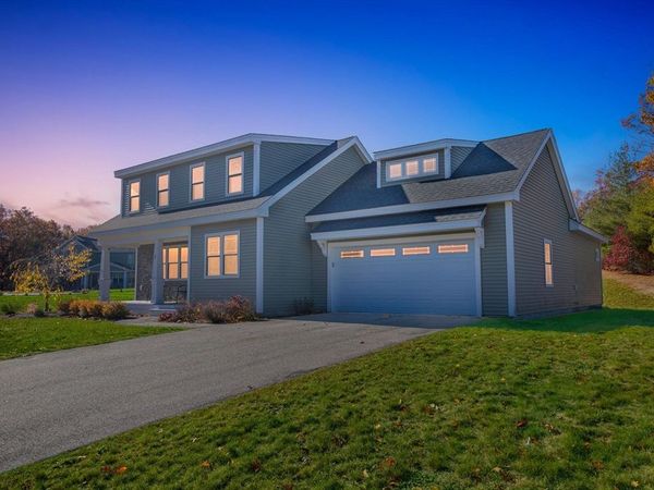 1 Atwood Ln, Groveland, MA 01834