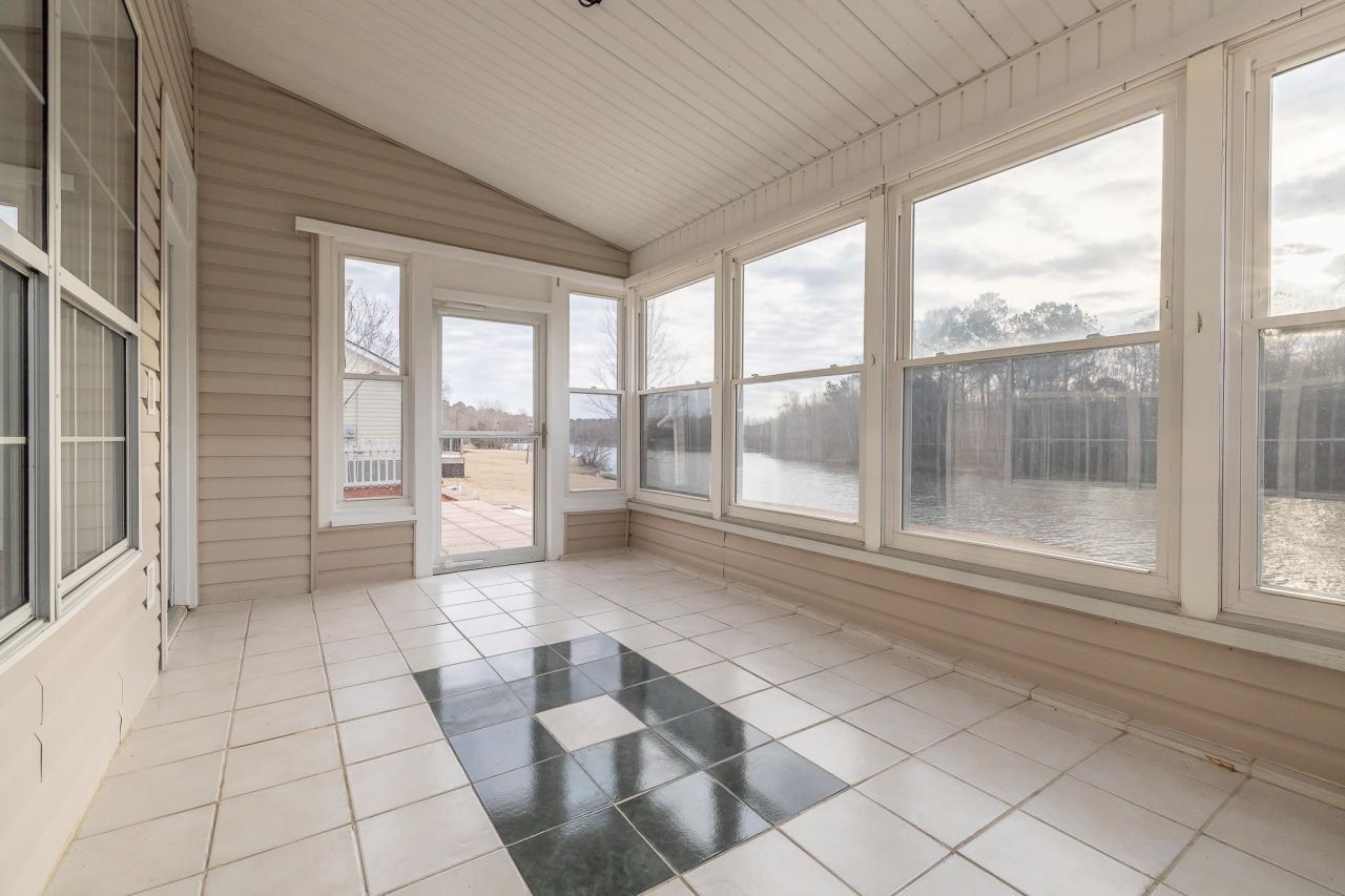 3337 New Rd. Photo 5