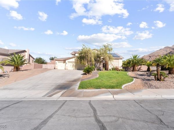 7064 New Moon Way, Las Vegas, NV 89110