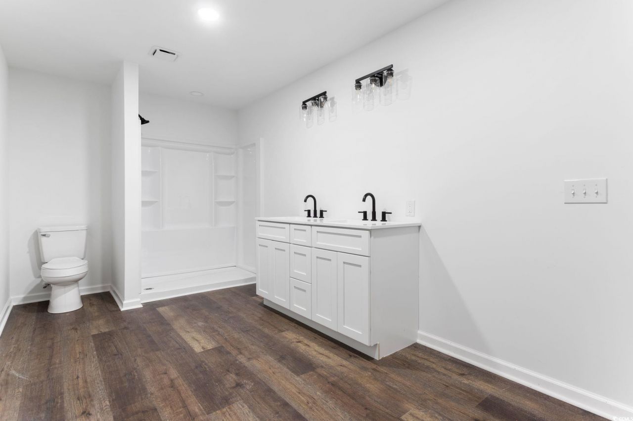 2321 Brick Dr. Photo 36